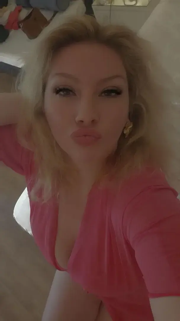 Leak & nude 6 — Sweatdreams_69