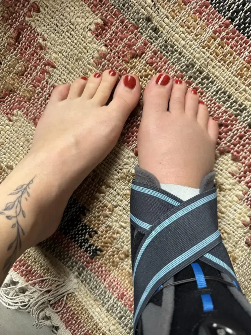 Leak & nude 1 — Yourfeet