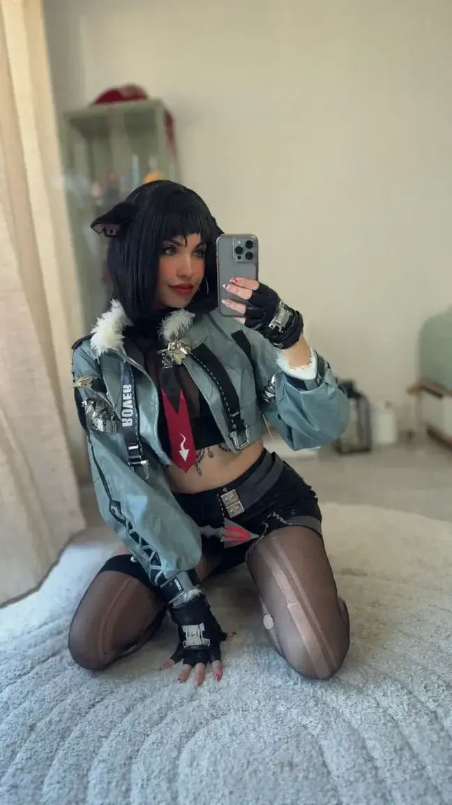 Leak & nude MYM — Spicy_shieru : « Tu veux voir plus de cosplay sexy ? Rejoins-moi avec le code COSPLAY50 pour profiter de -50% sur ton abonnement ❤️🔥 » (MYM)
