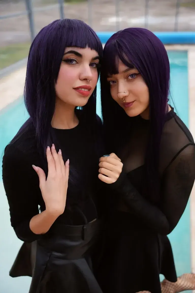 Hinata méritait mieux dans Naruto… et elle se rattrape largement ici avec Ylla 💙😏 Code COSPLAY50 pour -50% 🌊✨Avec Ylla 💜🤤