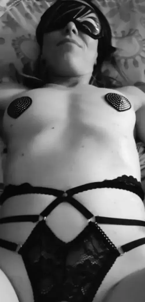 Leak & nude 8 — Sexyblackbelette