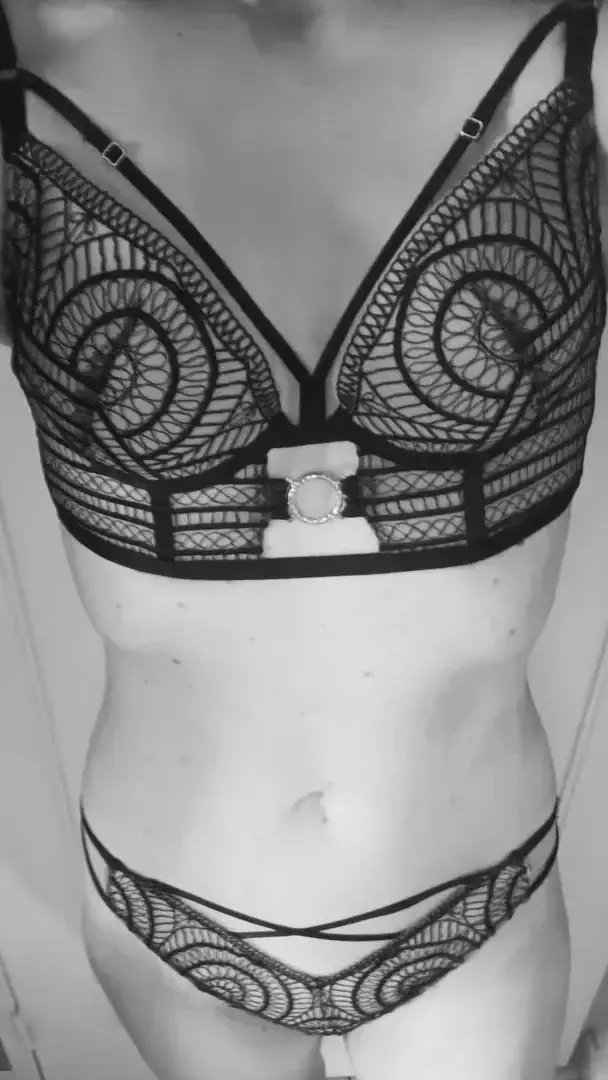 Leak & nude 11 — Sexyblackbelette