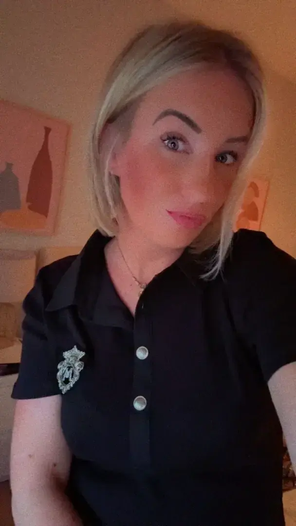 Leak & nude MYM — Petiteblonde54 : « Hello tout lmondeBientôt nouvelle vidéo et photo en mère NoelHumm j’ai hâte et vous ??! » (MYM)