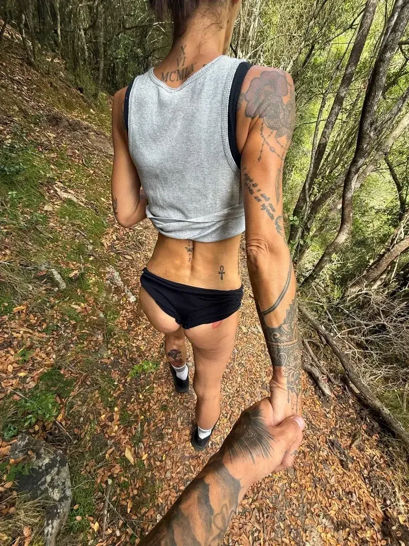 Leak & nude 5 — Couplehottatoo