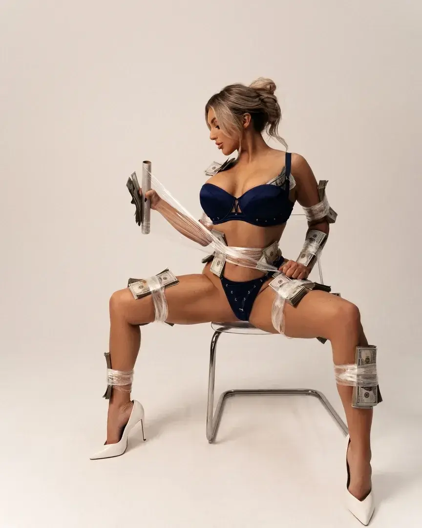 Kayleygunner - Photo exclusive MYM 2 | French Modèles