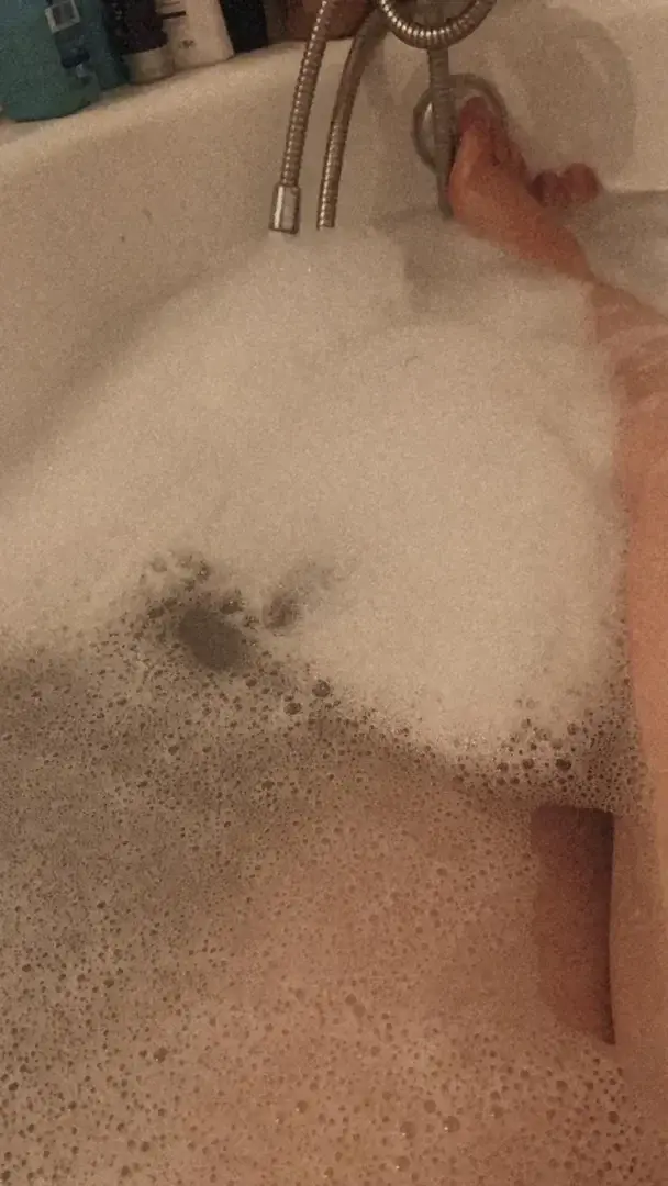 Leak & nude 1 — Franceplaisir
