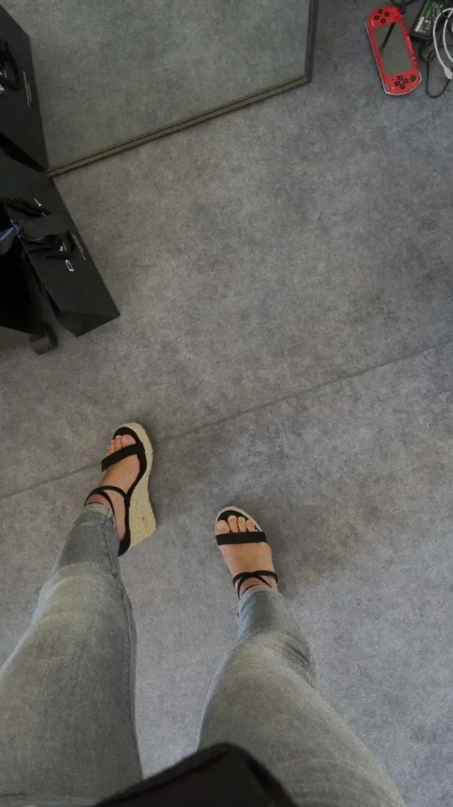 Leak & nude 12 — Feet_mym13
