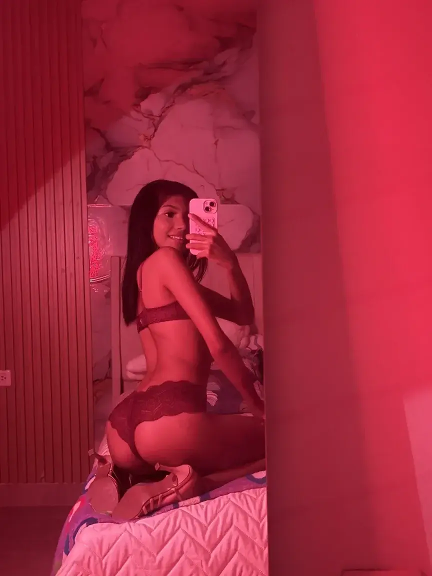 Quelle photo de moi est ta préférée jusqu’à présent ? 💋