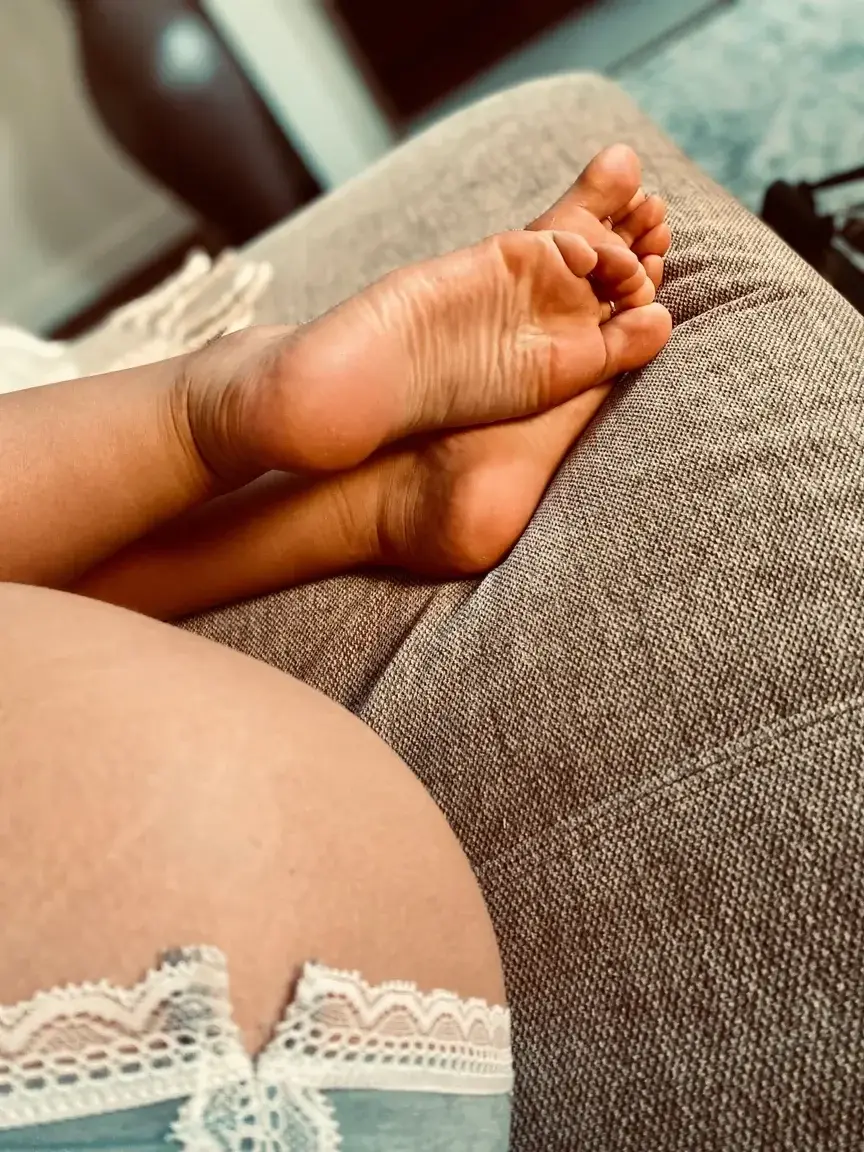 Leak & nude 1 — Feet_girl_military