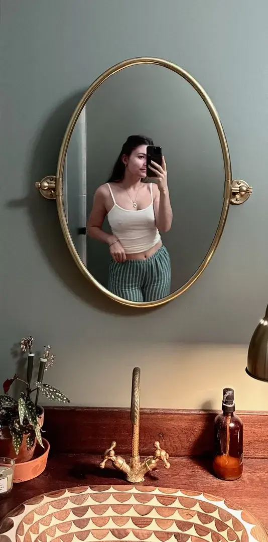 Viens passer ton dimanche avec moi 👅