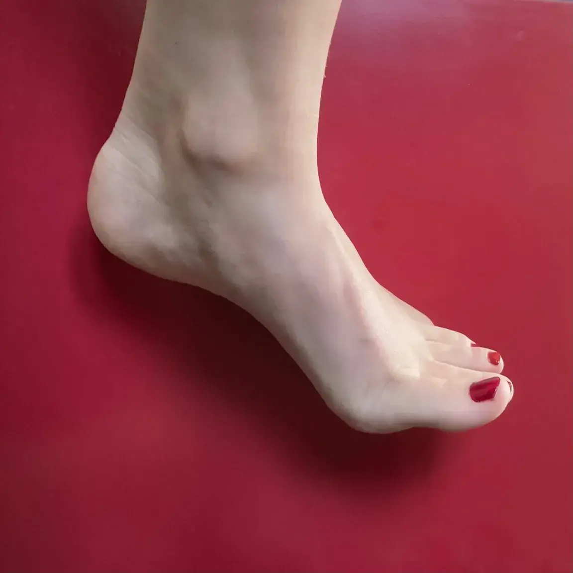 Leak & nude 6 — Feetandpoesie