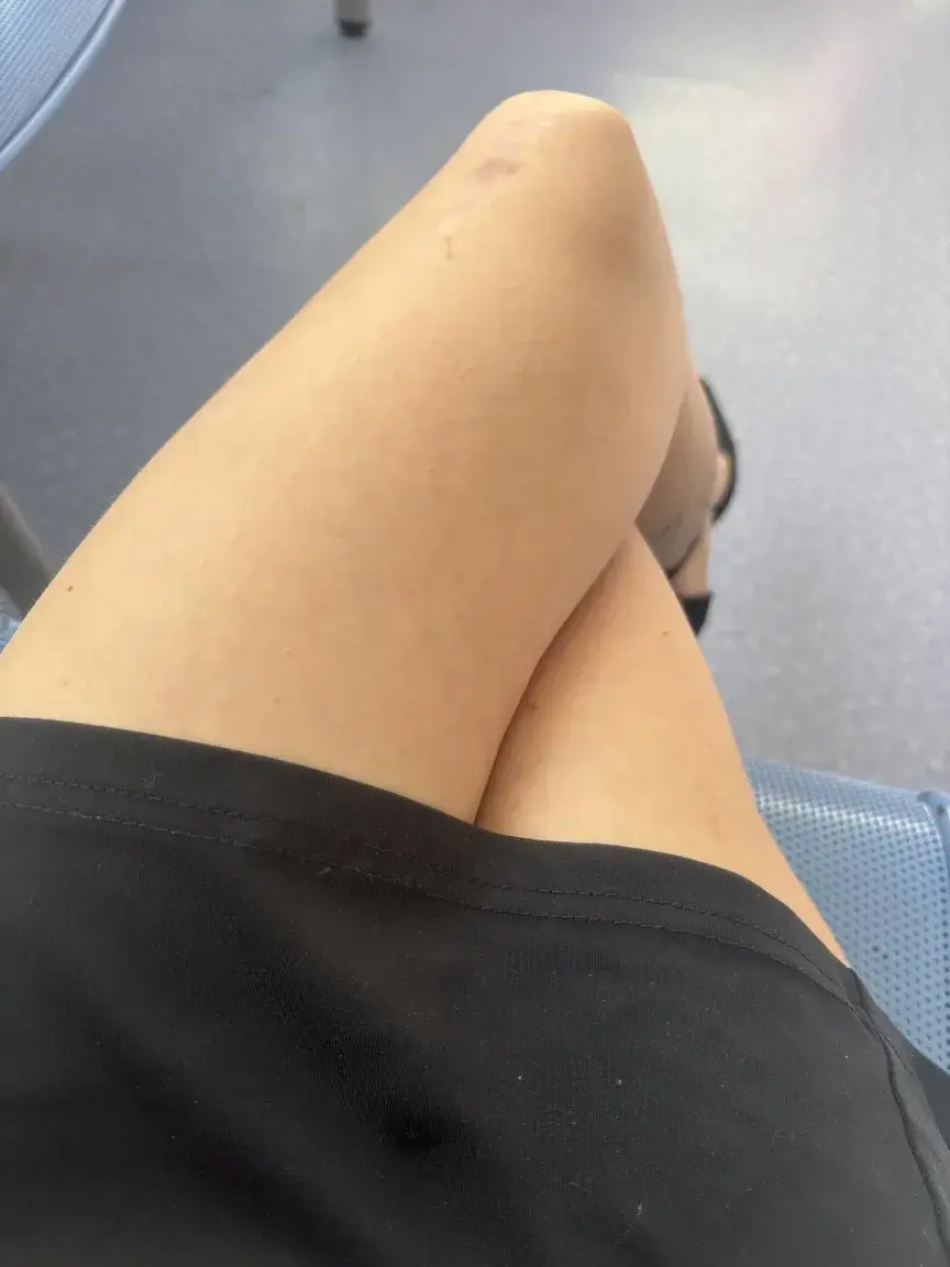 Abonne toi si tu veut voir se qui se passe en dessus 🤭