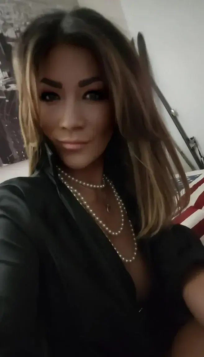 Photo de couverture de Swan_asian_milf