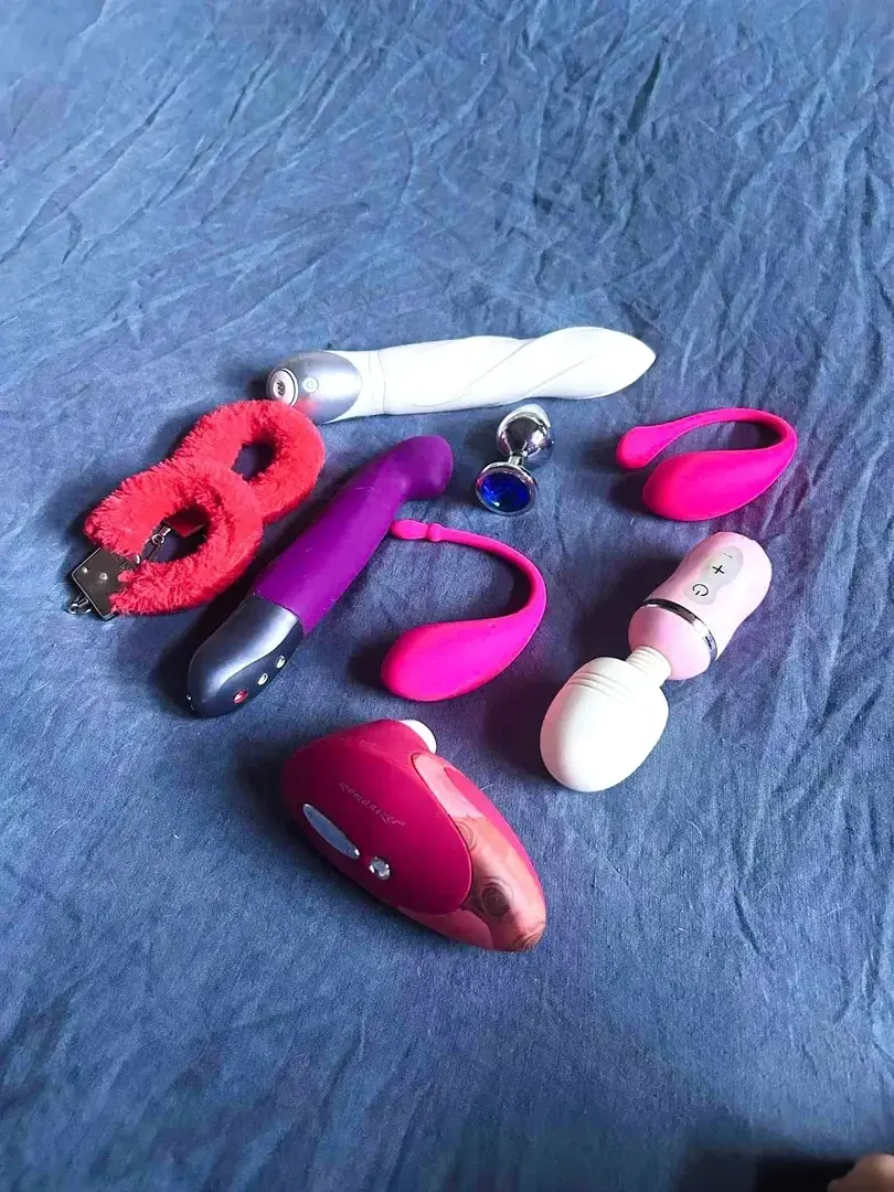 Leak & nude 4 — Debyaffolante
