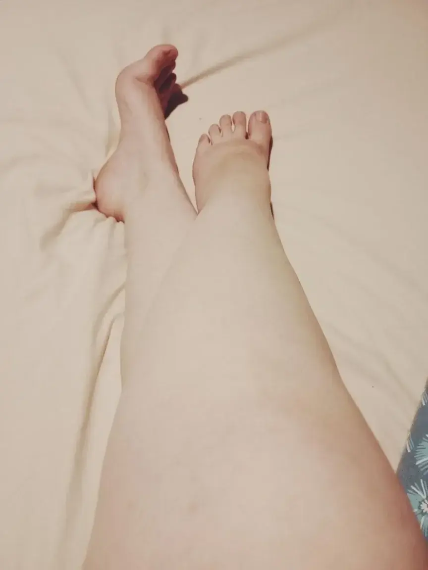Leak & nude 2 — Petitspiedsprives