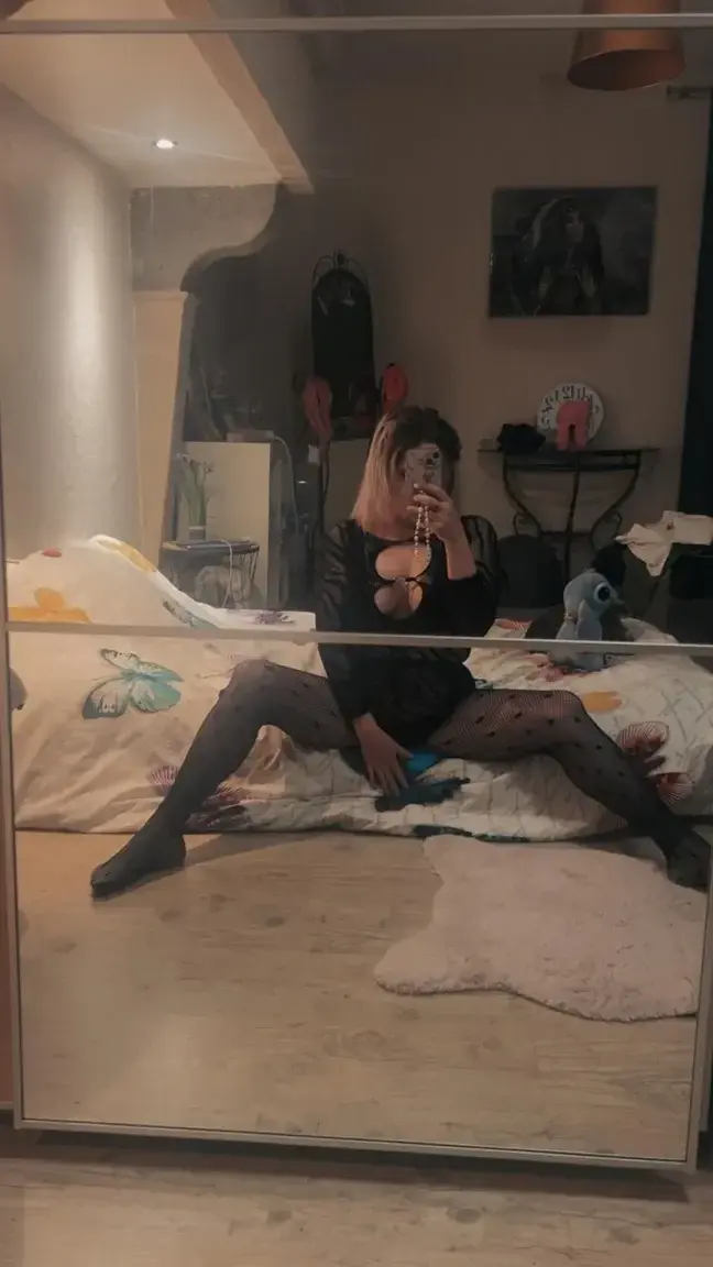 Leak & nude 1 — Louuunaa