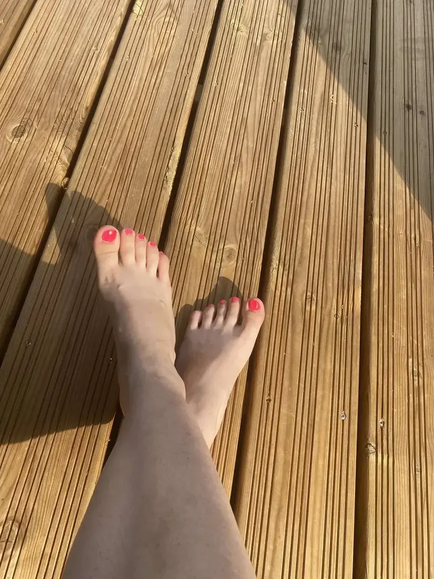 Leak & nude 3 — Feetbymarine