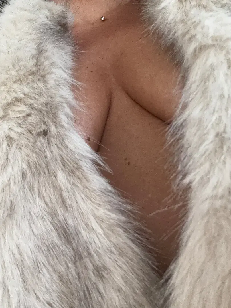 Leak & nude MYM — Odeurdepeche : « Derrière la douceur de la fourrure se cache la tentation absolue 🫦 » (MYM)