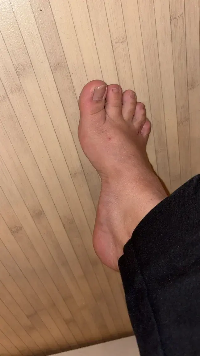 Leak & nude 1 — Pieds3899