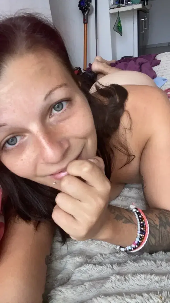 Leak & nude 2 — Jadounette69