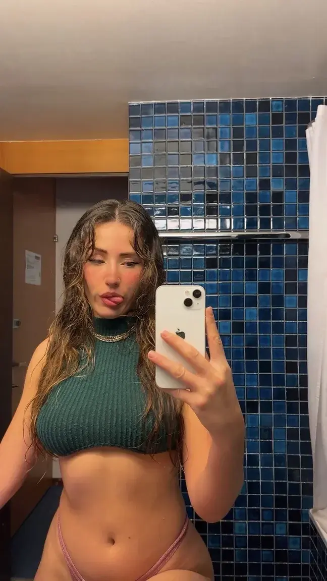 Leak & nude 4 — Alyxntsk