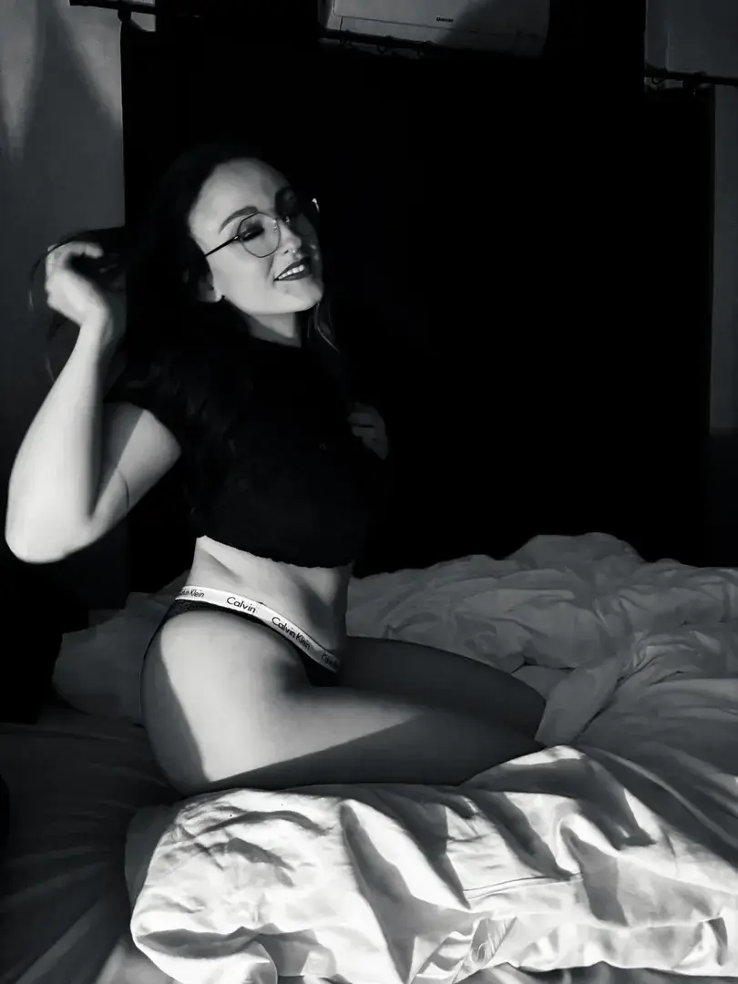 black and white for a rainy day 💧