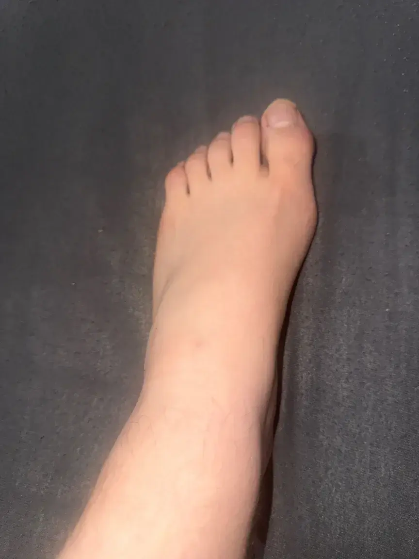 Leak & nude 1 — Pied_frais
