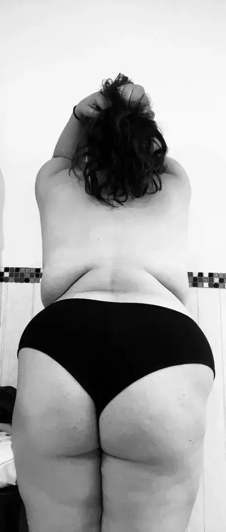 Prête à recevoir des fessées ❤️🤤