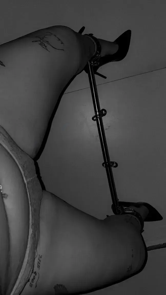 Mmedocile - Photo exclusive MYM 1 | French Modèles