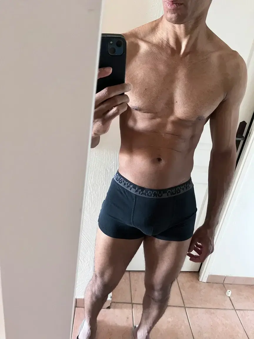 Leak & nude 1 — Axel33_