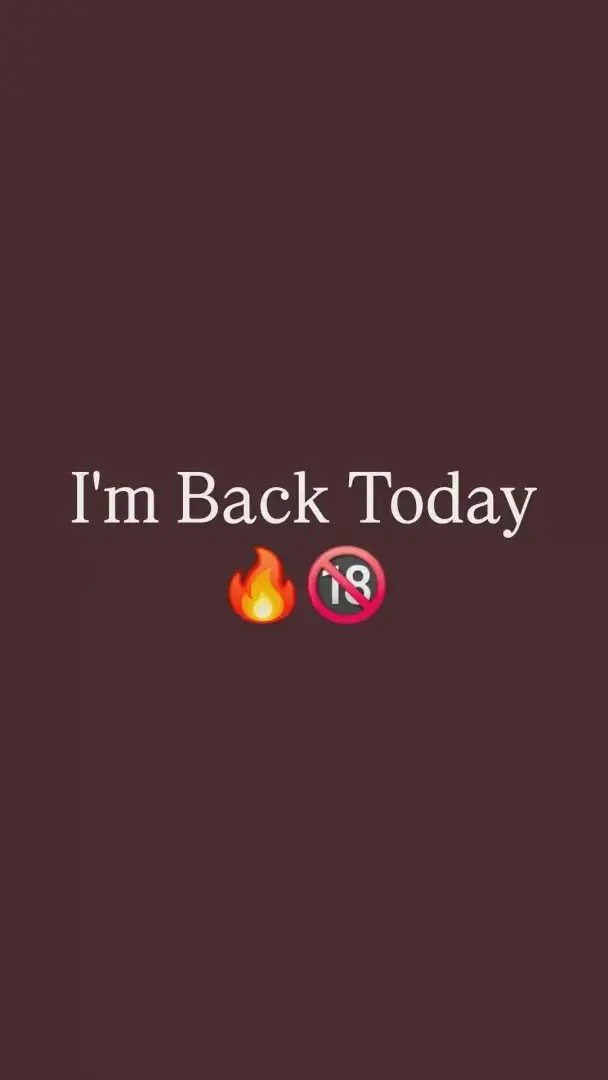 Leak & nude MYM — Ludmila_vontease : « Après une pause d'un mois je suis de retour mes coquins ! Désolé de mon absence mais je reviens très en forme 🔥 » (MYM)