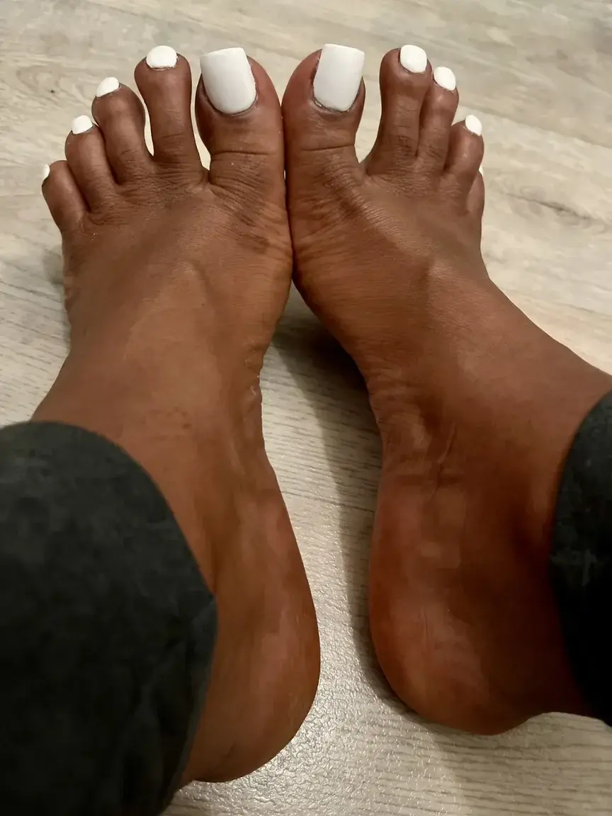 Leak & nude 1 — Nellyfeet
