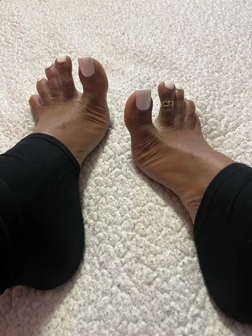 Leak & nude 3 — Nellyfeet