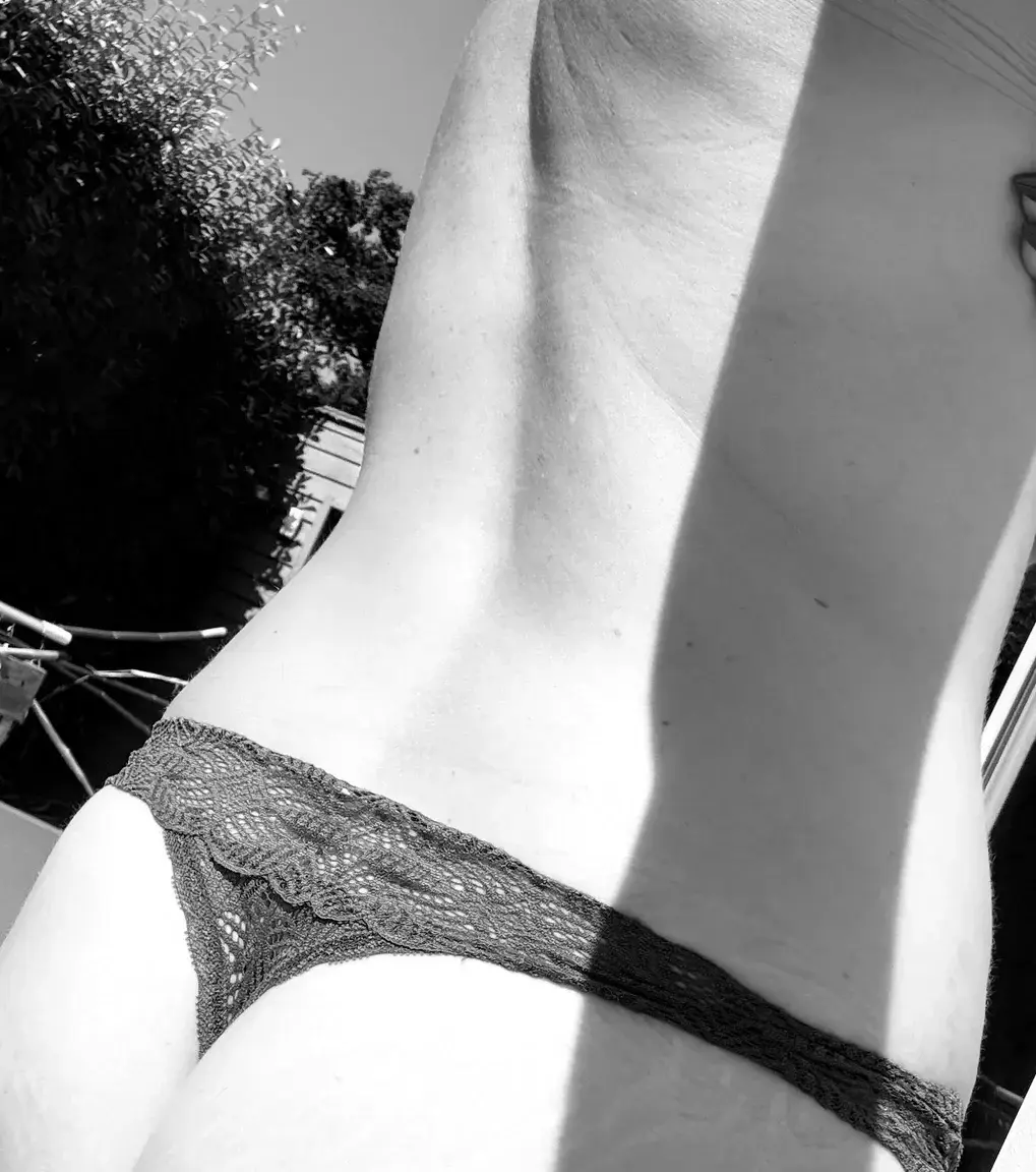 Leak & nude 3 — Sognifeetx