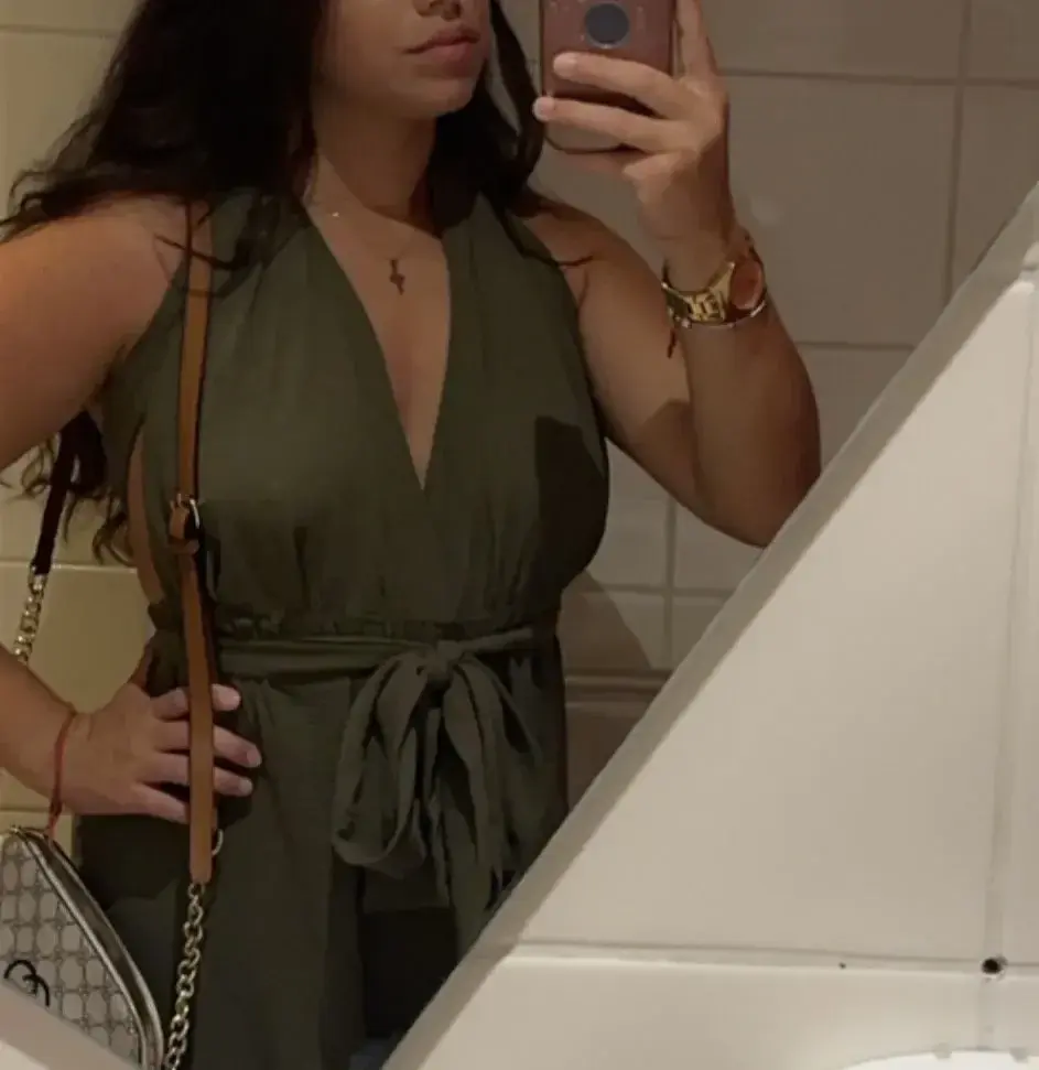 Leak & nude 3 — Loretta96