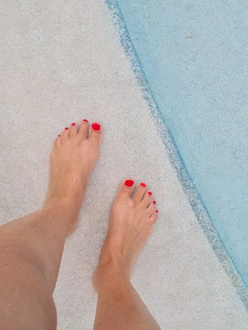Leak & nude 9 — Les_pieds_de_maya
