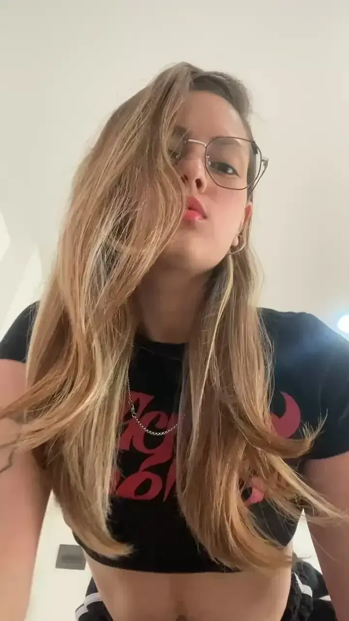 Mon abo est GRATUIT, pas besoin de code.. + 1 🎁 dès ton abonnement 💜