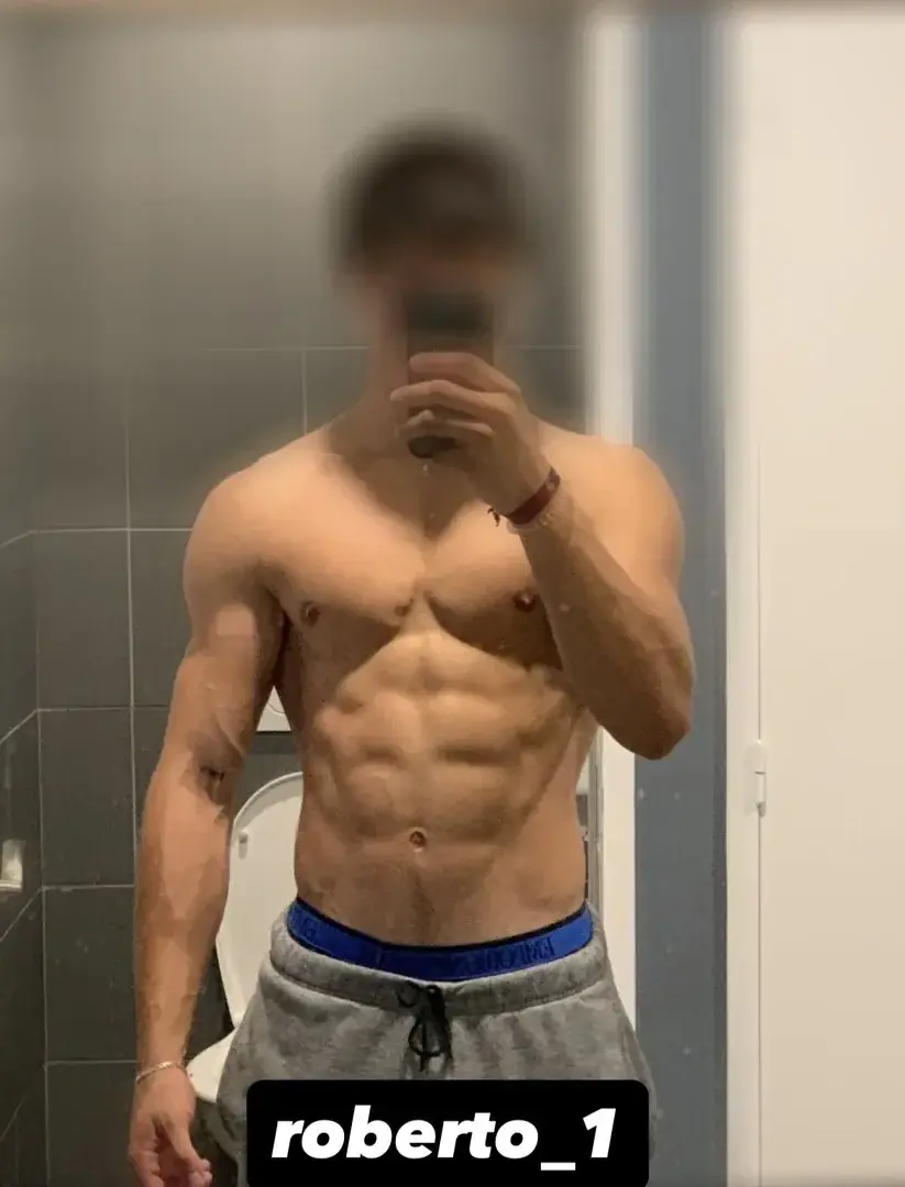 Leak & nude 2 — roberto_1