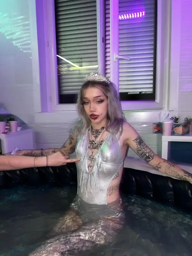 Leak & nude 5 — Dolly_baby