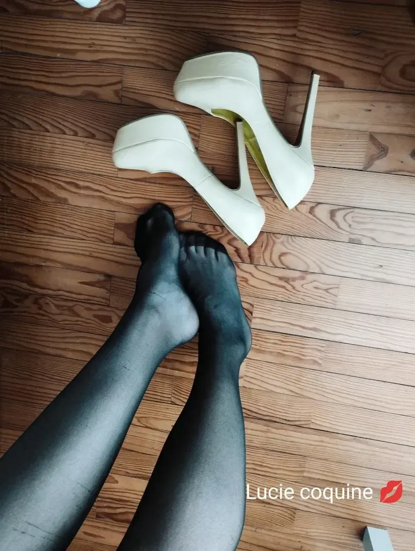 Leak & nude 1 — Luciecoquine