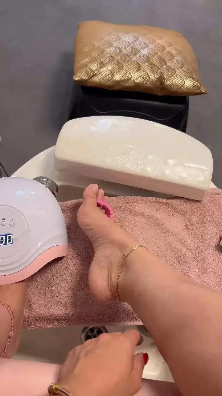 Leak & nude 2 — Pieds2luxe