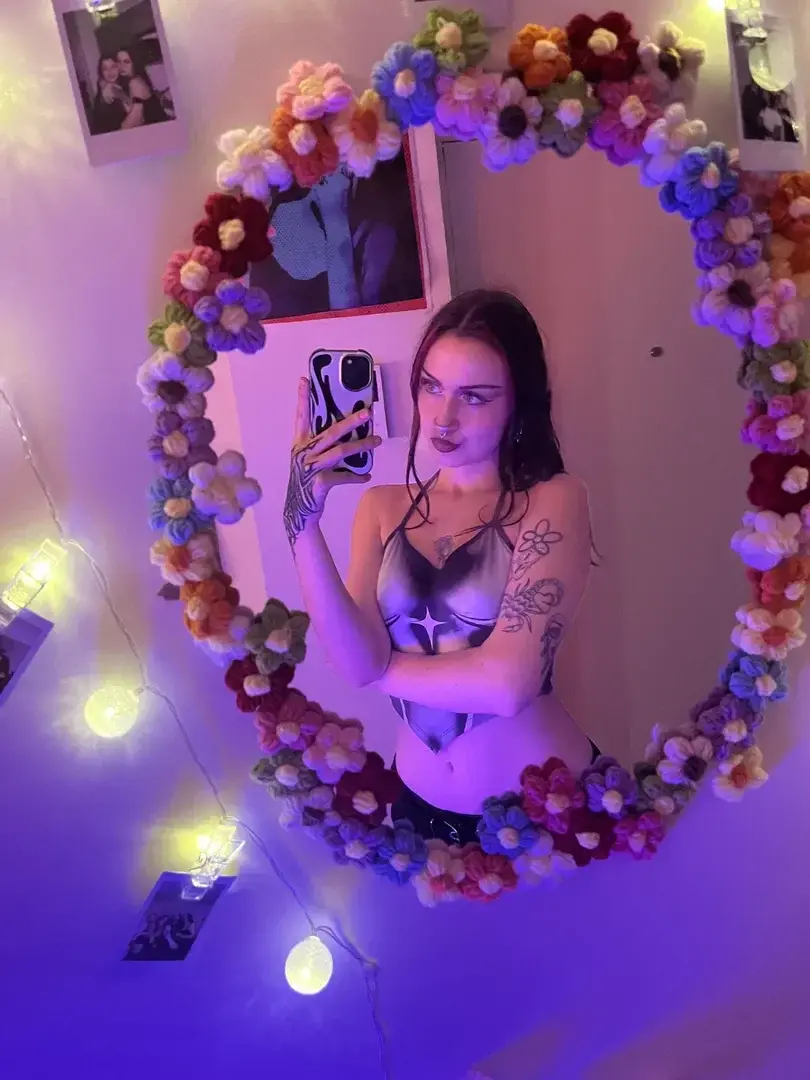 Leak public de Lululacoquine0 — « Abonnement gratuit 🔞 » (nude) sur MYM