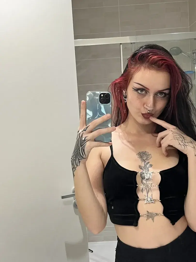 Leak public de Lululacoquine0 — « Abonnement gratuit 🔞 » (nude) sur MYM