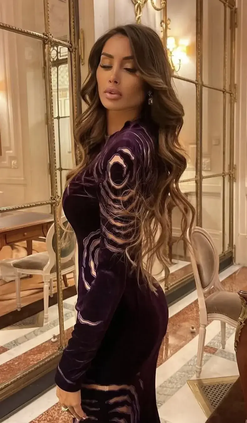 À ta disposition mon amour 🤍Plus chaude que jamais 🔥Viens en privé ❤️