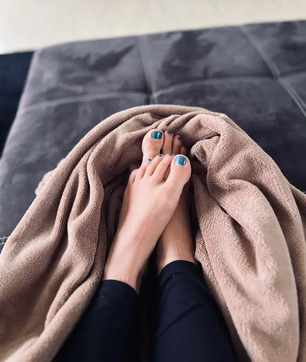 Leak & nude 2 — Kinkytoes