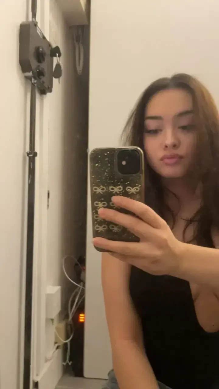 Leak public de Mimi_tacrsuh — « ✨Abonnement GRATUIR 0€ » (nude) sur MYM