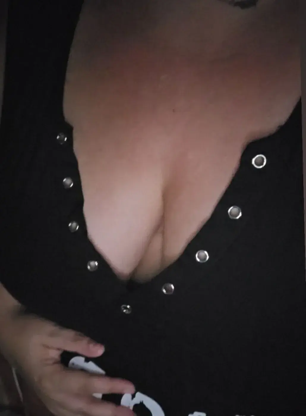 Leak & nude 1 — Echidna