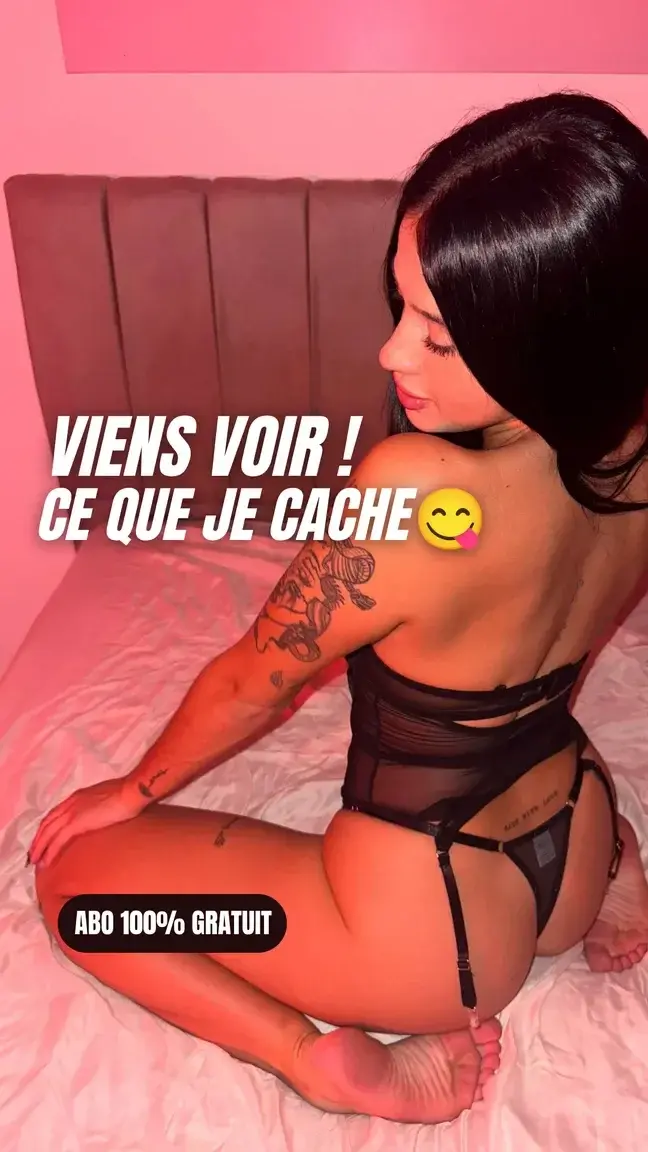 Leak & nude MYM — louna_ricci : « Je t'offre mon abonnement, à vie et gratuitement 🙈 En échange ? Juste un like sur mes 3 derniers posts... et moi je t'envoie quelque chose 😈On fait le deal ? 😉 » (MYM)