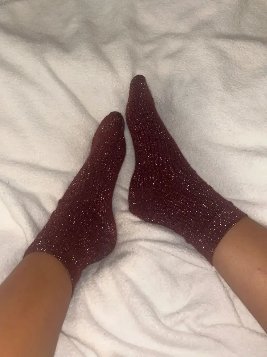 Chaussettes bordeaux à paillettes 🧦🦶🏼