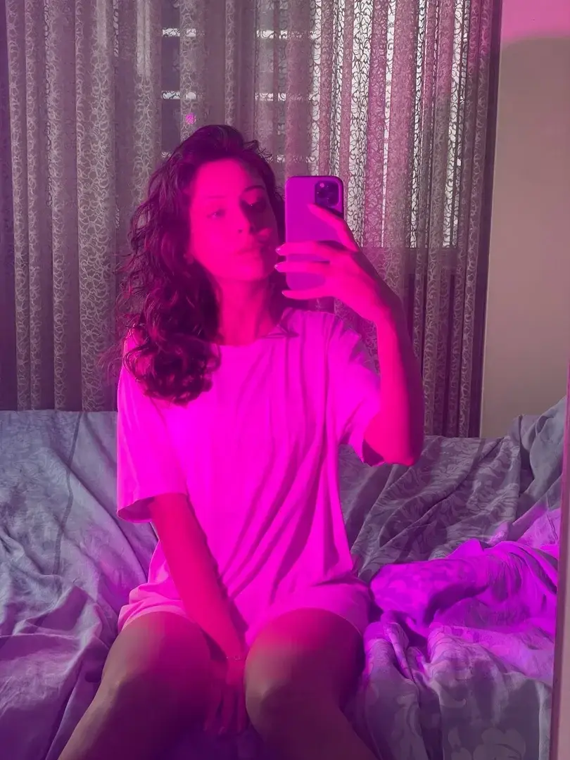 Leak & nude MYM — Camillexx : « T'as passé une bonne journée? » (MYM)